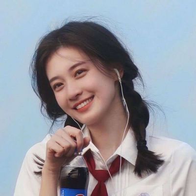 夜幕下的小摩托